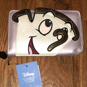 Danielle Nicole teacup chip wallet